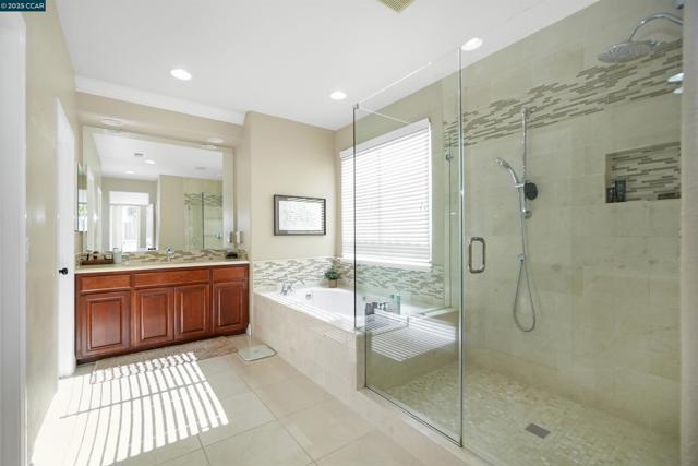 139 Shelterwood Ln, Danville CA: https://media.crmls.org/mediaz/9bd41e07-5ead-4a89-b838-04c45965d384.jpg