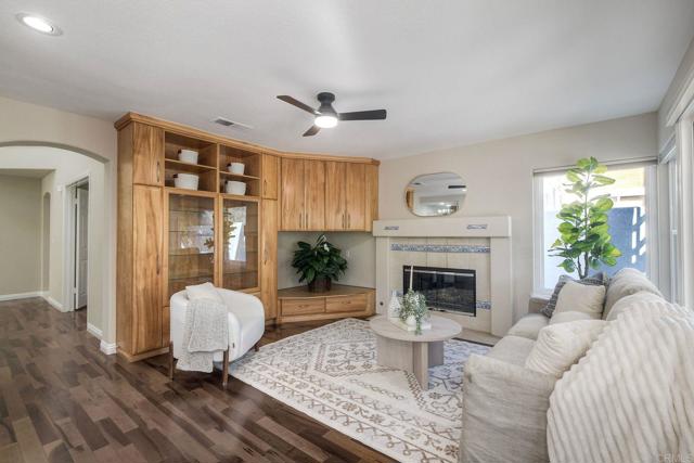 Detail Gallery Image 16 of 74 For 10847 Portobelo Dr, San Diego,  CA 92124 - 4 Beds | 3 Baths