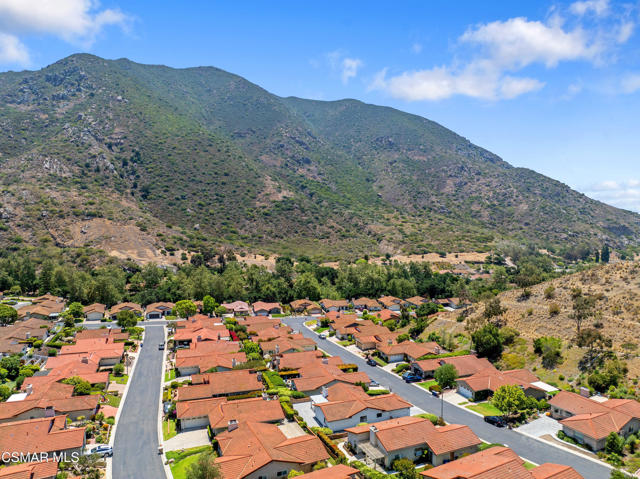 1134 Paquita Street, Camarillo CA: https://media.crmls.org/mediaz/9bd4efb7-5b72-40e9-8da2-3b535d9fe801.jpg