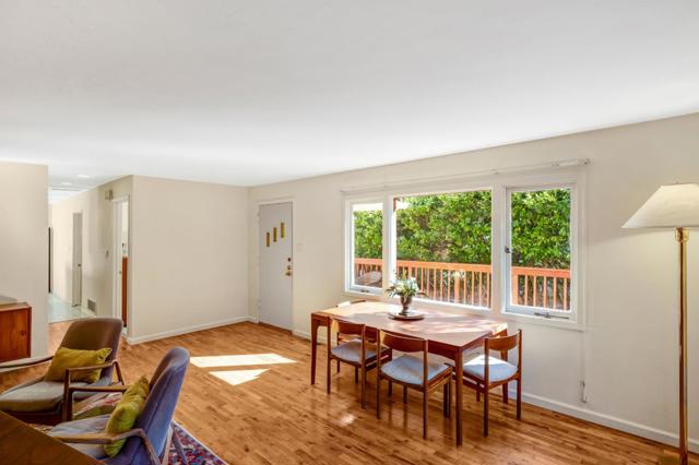 642 Cypress Street, Monterey CA: https://media.crmls.org/mediaz/9bd556bc-fdf3-42cf-8df5-015953893e17.jpg