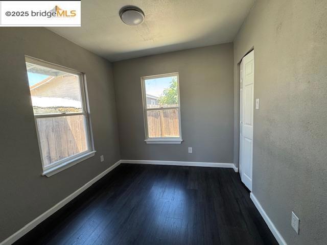 506 W 15Th St, Antioch CA: https://media.crmls.org/mediaz/9bd5f249-810c-45b4-b0ed-029801d3515c.jpg