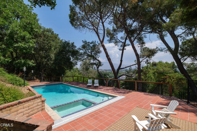 872 Flores De Oro, South Pasadena CA: https://media.crmls.org/mediaz/9bd623c5-c1c2-4d22-ab7b-c9c193e3e821.jpg