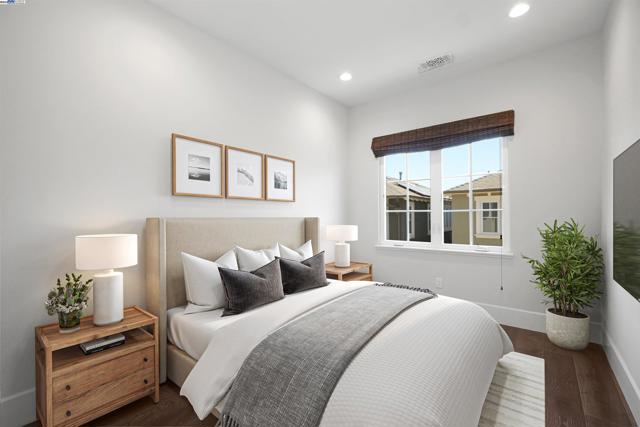 184 Stevenson Blvd, Fremont CA: https://media.crmls.org/mediaz/9bd62779-450a-47ec-9b98-56f6fae12e82.jpg