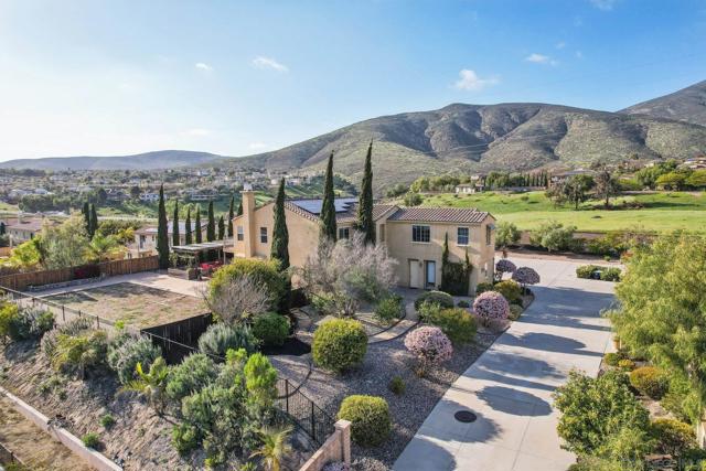 3043 Adams Ranch Ct, Chula Vista CA: https://media.crmls.org/mediaz/9bd70efa-55e5-4404-b5bd-103661013d72.jpg
