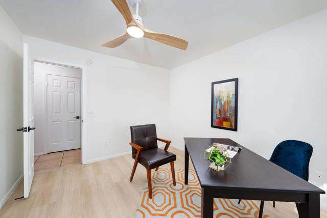 1843 N Whitewater Club Drive, Palm Springs CA: https://media.crmls.org/mediaz/9bd75fcb-2a64-4ac7-903e-5c5f6ef1fd62.jpg