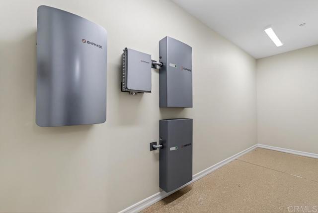 3066 Via Montevina, Fallbrook CA: https://media.crmls.org/mediaz/9bd97bee-e4f7-430c-93d9-2b789342dc6e.jpg