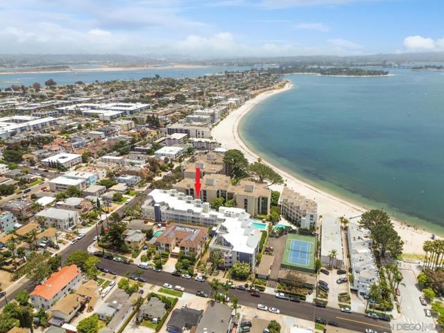 4016 Gresham St, San Diego CA: https://media.crmls.org/mediaz/9bd9ec3a-afc2-4387-a7cc-0fbcf465aa29.jpg