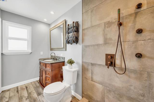38243 Manzanita St, Newark CA: https://media.crmls.org/mediaz/9bda0fd0-a752-4dd4-8459-e4204db3dff7.jpg
