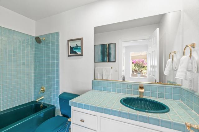 1822 Saint Andrews Court, Milpitas CA: https://media.crmls.org/mediaz/9bda9f7d-5703-422e-a14c-0f1aa4bab389.jpg