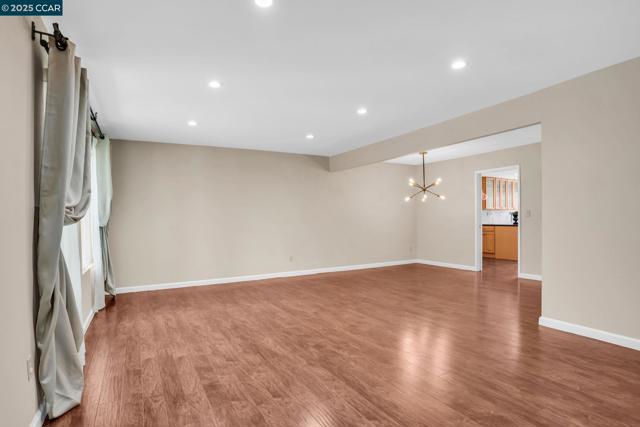 1430 Tampico Pl, Walnut Creek CA: https://media.crmls.org/mediaz/9bdaac31-fc36-4862-95f7-83ae1e15128a.jpg