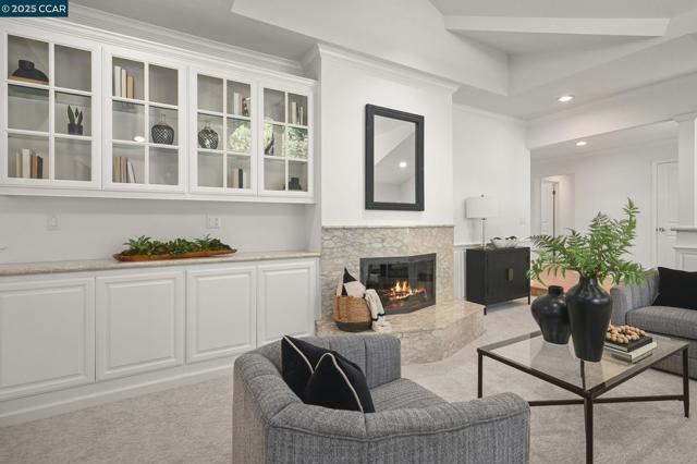 1023 White Gate Rd, Alamo CA: https://media.crmls.org/mediaz/9bdbc12b-d407-407c-8501-abe5041e63e4.jpg