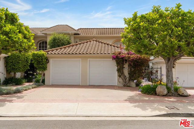 Drew Fenton | 2282 Canyonback Road Los Angeles CA | MLS: 7426024