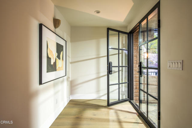 Detail Gallery Image 40 of 42 For 2994 Durand Dr, Los Angeles,  CA 90068 - 5 Beds | 3 Baths