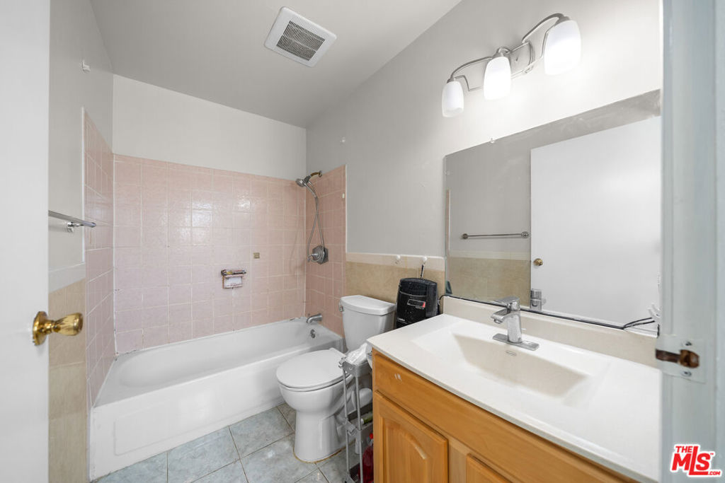 MLS #25618455 image #16