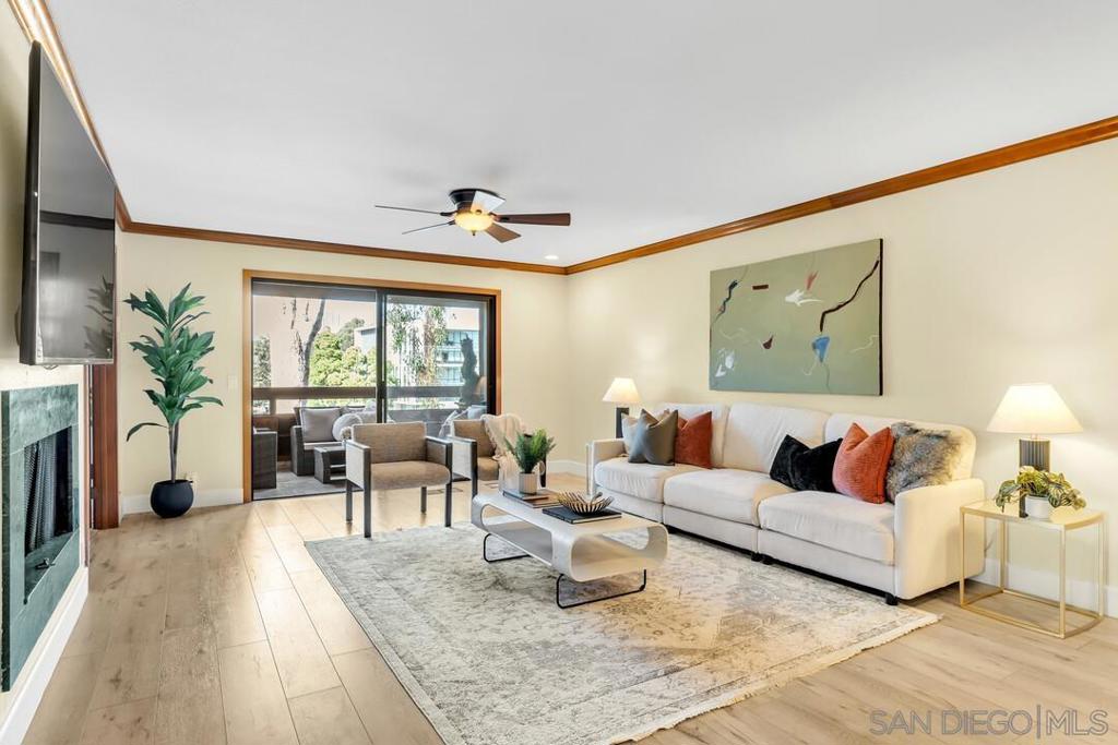 8870 Villa La Jolla Dr #205