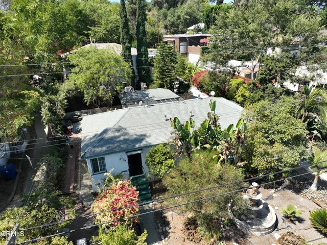 4824 Toland Way, Los Angeles CA: https://media.crmls.org/mediaz/9be36776-4265-45bb-bbba-0baada8724c3.jpg