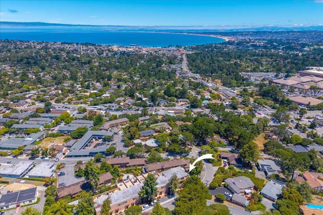 152 Mar Vista Drive, Monterey CA: https://media.crmls.org/mediaz/9be57693-69c3-46e6-9207-d9180a82ba60.jpg