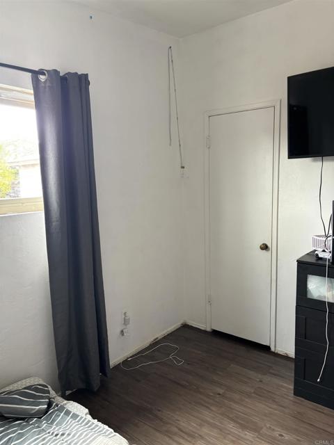 2458 Central Avenue, Spring Valley, California 91977, ,Residential Income,For Sale,Central Avenue,PTP2404193