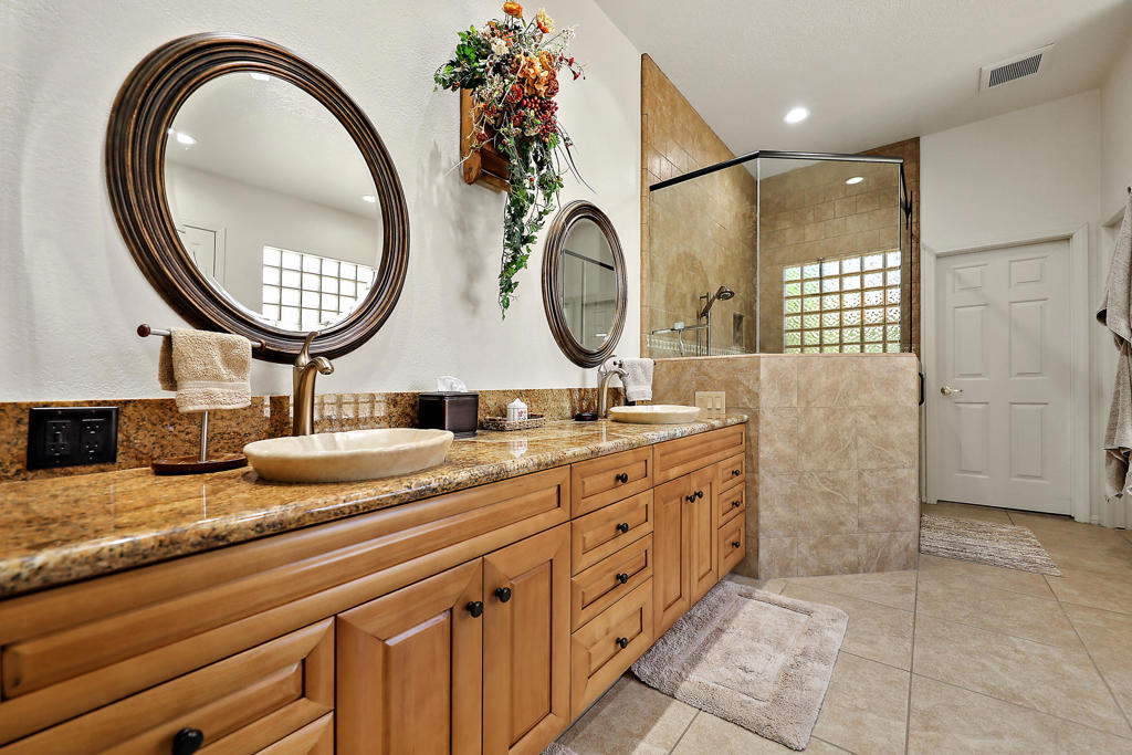 MLS #219138775DA image #17