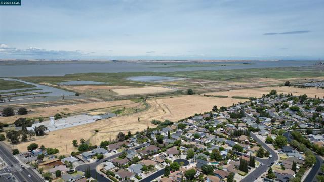 55 PACIFICA AVE, Bay Point CA: https://media.crmls.org/mediaz/9be64c13-f846-4702-87a8-70f44ace9d41.jpg