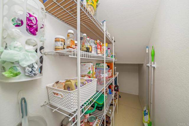 4507 Carnaby Court, Carlsbad CA: https://media.crmls.org/mediaz/9be714d8-9256-4da1-9c29-71fbf8e97655.jpg