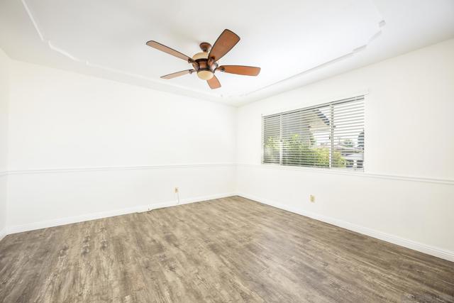 26463 Hamre Pl, Hemet CA: https://media.crmls.org/mediaz/9be73c31-fb31-4600-ad67-aa54d195138d.jpg