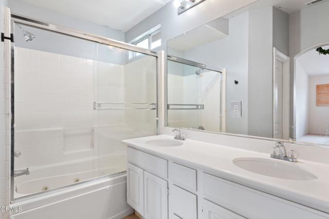 17-web-or-mls-17 - Primary Bathroom