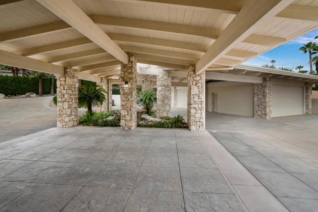 925 W Coronado Avenue, Palm Springs, CA 92262