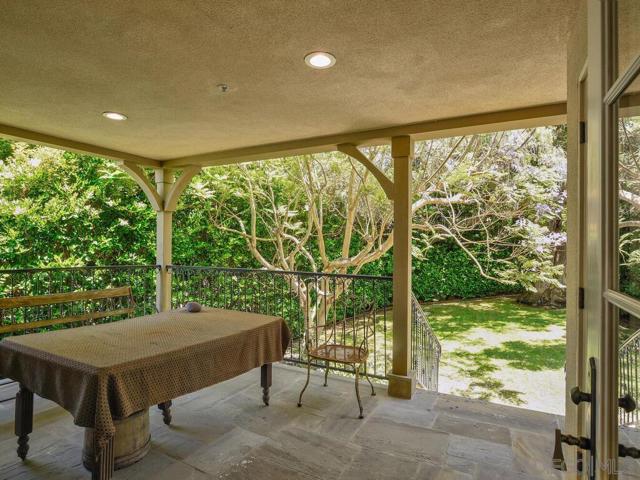 Image 33 of 46 For 550 Amphitheatre Dr