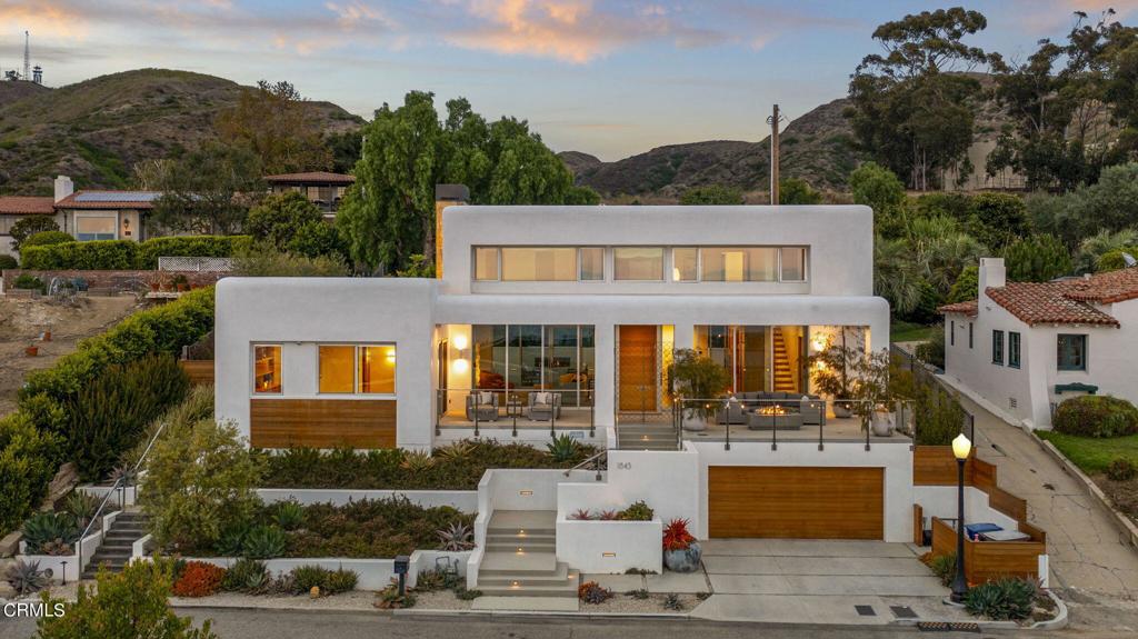 1843 Hillcrest Drive