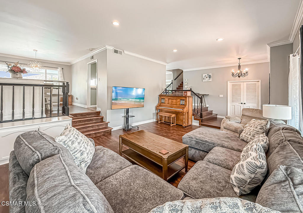 MLS #225003998 img 6