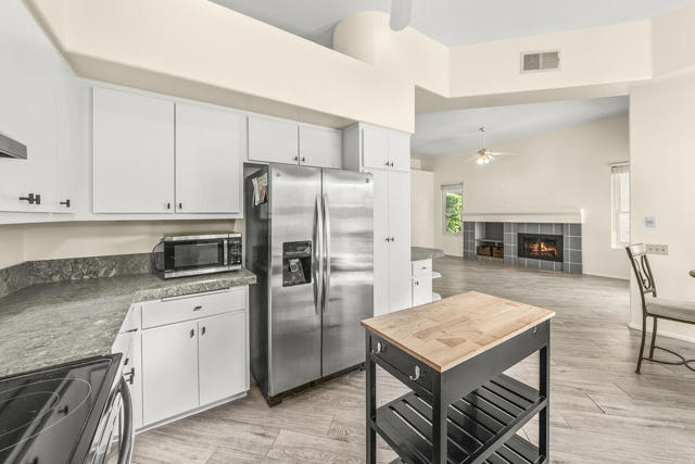 Image 10 of 36 For 29379 Trancas Drive