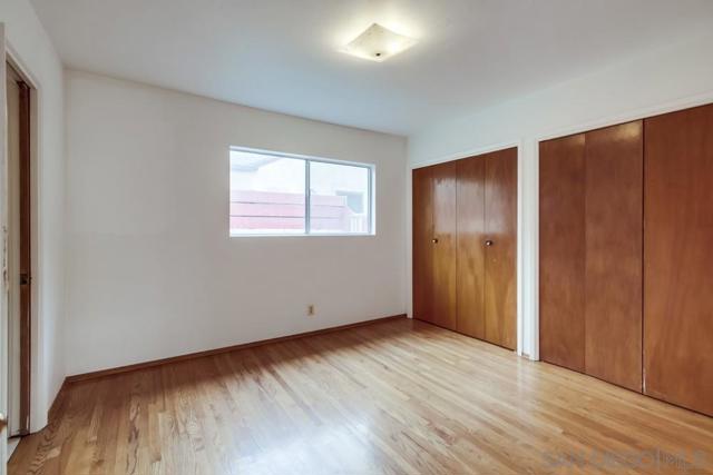 1354 Chalcedony St, San Diego CA: https://media.crmls.org/mediaz/9beec789-7f3b-4a79-9635-e45c3b2d374f.jpg