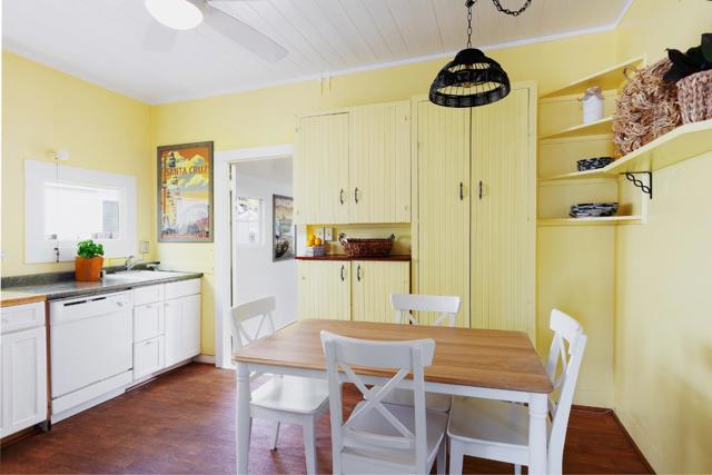 Image 7 of 28 For 222 2nd Avenue