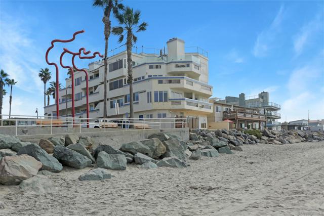 1100 Seacoast Dr, Imperial Beach CA: https://media.crmls.org/mediaz/9bef5e81-4186-4ecd-9e68-eb29fa290fb4.jpg