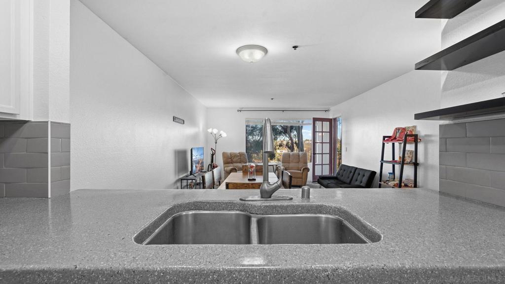 5980 Dandridge Ln - photo 8