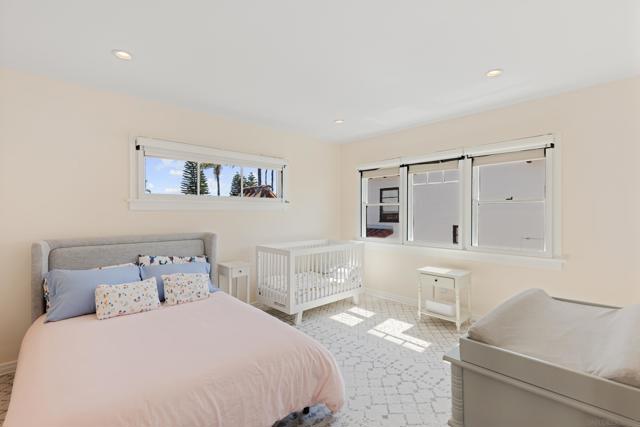 4374 Adams Ave, San Diego CA: https://media.crmls.org/mediaz/9bf11591-febe-44ee-b4b7-61b615969479.jpg