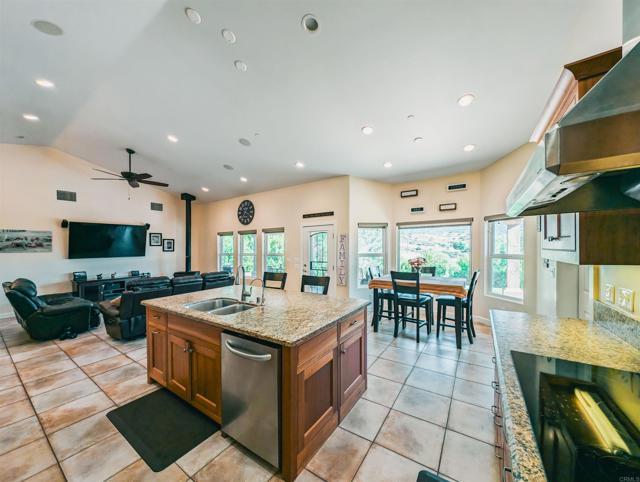 Image 2 of 75 For 9848 Vista Viejas