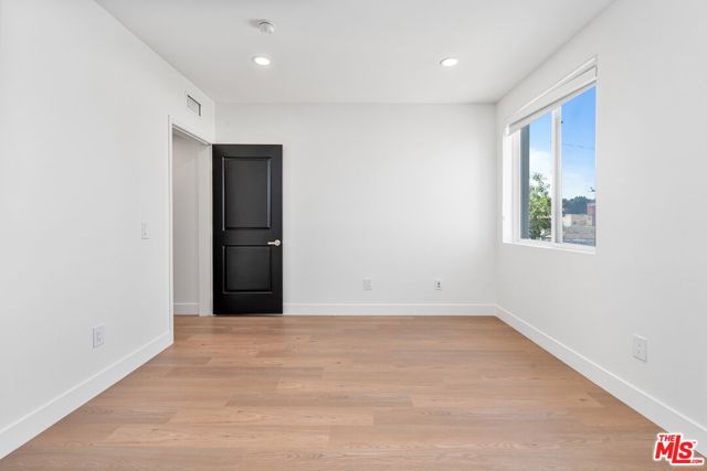 11011 Huston Street, 212 photo 10
