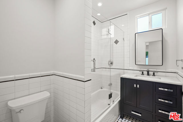 617 Westmount Drive, West Hollywood CA: https://media.crmls.org/mediaz/9bf2243b-7a7c-4bf4-a128-2fb031b6f32e.jpg