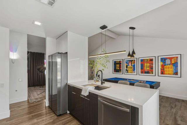 2113 Sunshine Way, Palm Springs CA: https://media.crmls.org/mediaz/9bf2edde-4e24-4072-adbb-86856caa09bd.jpg