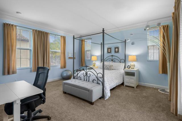 2555 Muirfield Way, Gilroy CA: https://media.crmls.org/mediaz/9bf32ca2-5615-488c-82c0-8e0d300224db.jpg