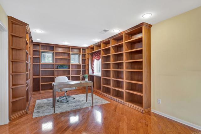 Detail Gallery Image 26 of 47 For 987 Palencia Ct, Chula Vista,  CA 91910 - 4 Beds | 3 Baths