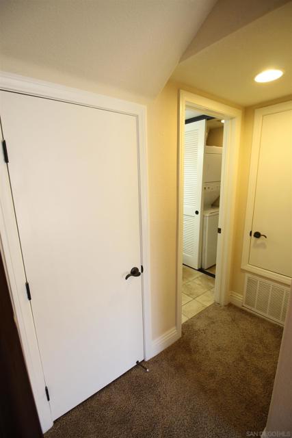3955 Nobel Dr, San Diego CA: https://media.crmls.org/mediaz/9bf3caf8-44bf-4eed-ac43-4671a914f752.jpg