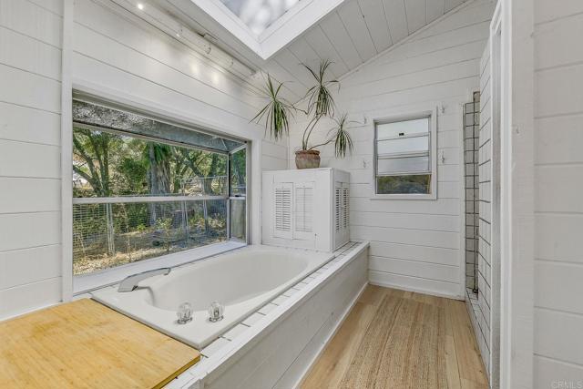 15134 Woods Valley Road, Valley Center CA: https://media.crmls.org/mediaz/9bf5741e-7eee-4179-8904-66c5f0e1f2d9.jpg