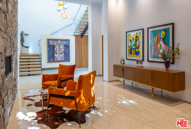 619 N Harper Avenue, Los Angeles CA: https://media.crmls.org/mediaz/9bf61e34-265c-49d6-8f6e-e4fe28f27696.jpg