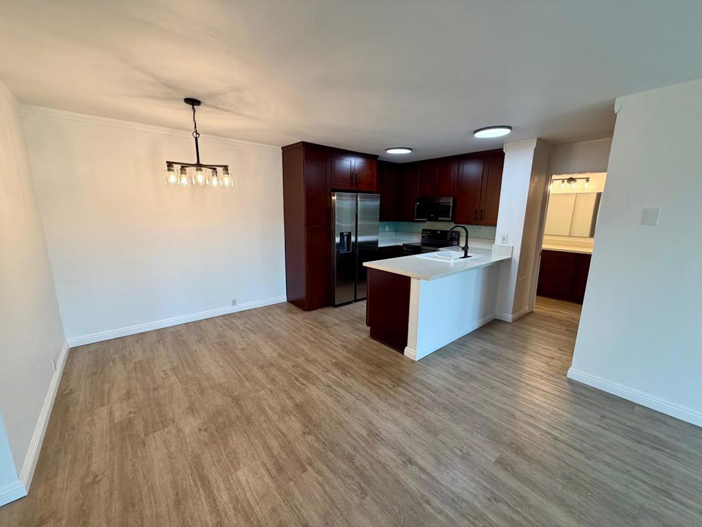 1885 Diamond St. - photo 8