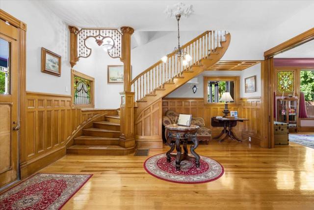 Image 10 of 71 For 223 Oregon Street