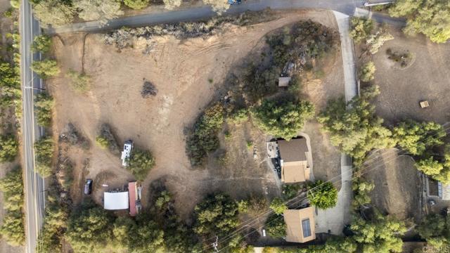 14931 Cool Valley Road, Valley Center CA: https://media.crmls.org/mediaz/9bf802df-77b7-4c41-9d0d-1cb99ae8c856.jpg