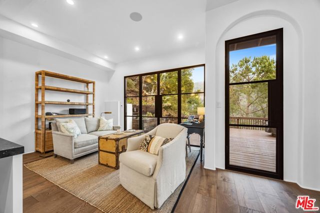 2382 Live Oak Meadows Road, Malibu CA: https://media.crmls.org/mediaz/9bf8b6f5-a542-4869-9556-b7591909450a.jpg